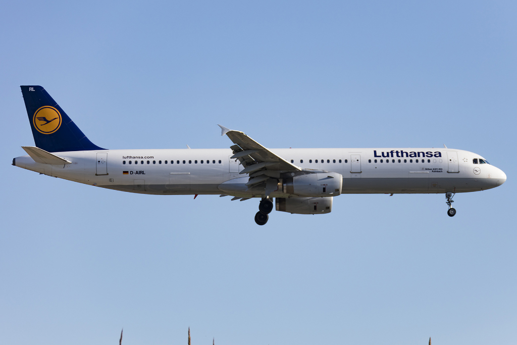 Lufthansa, D-AIRL, Airbus, A321-131, 20.09.2015, BCN, Barcelona, Spain


