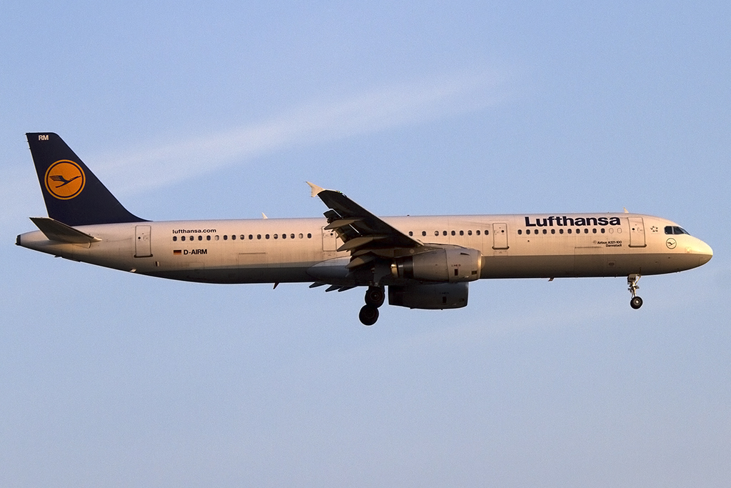 Lufthansa, D-AIRM, Airbus, A321-131, 28.09.2013, FRA, Frankfurt, Germany 



