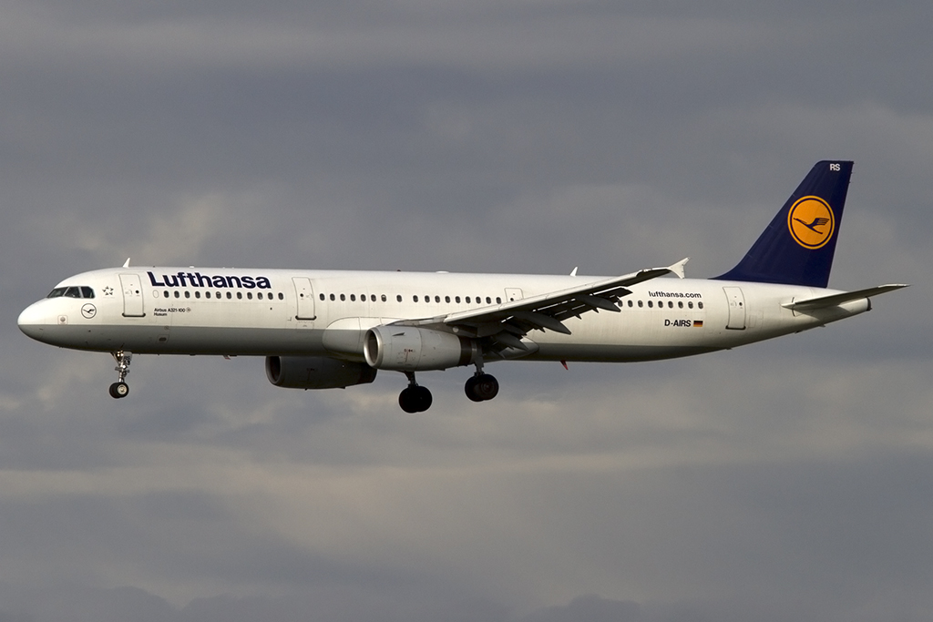 Lufthansa, D-AIRS, Airbus, A321-131, 29.10.2013, MUC, München, Germany 



