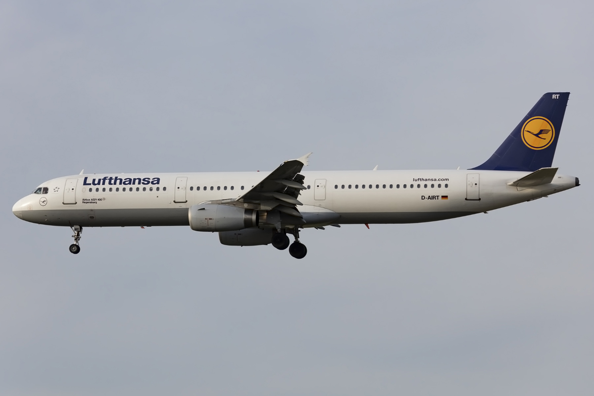 Lufthansa, D-AIRT, Airbus, A321-131, 08.11.2015, FRA, Frankfurt, Germany 



