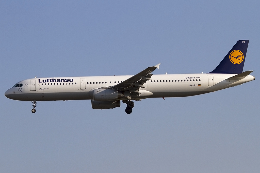 Lufthansa, D-AIRU, Airbus, A321-131, 02.05.2015, FRA, Frankfurt, Germany 

