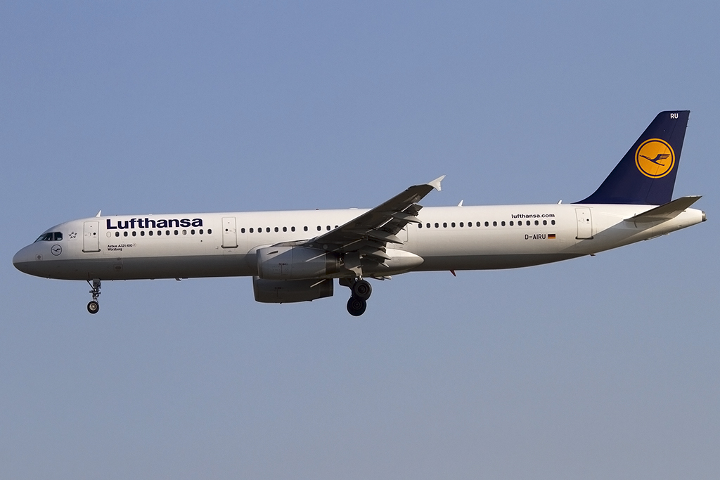 Lufthansa, D-AIRU, Airbus, A321-131, 02.05.2015, FRA, Frankfurt, Germany 

