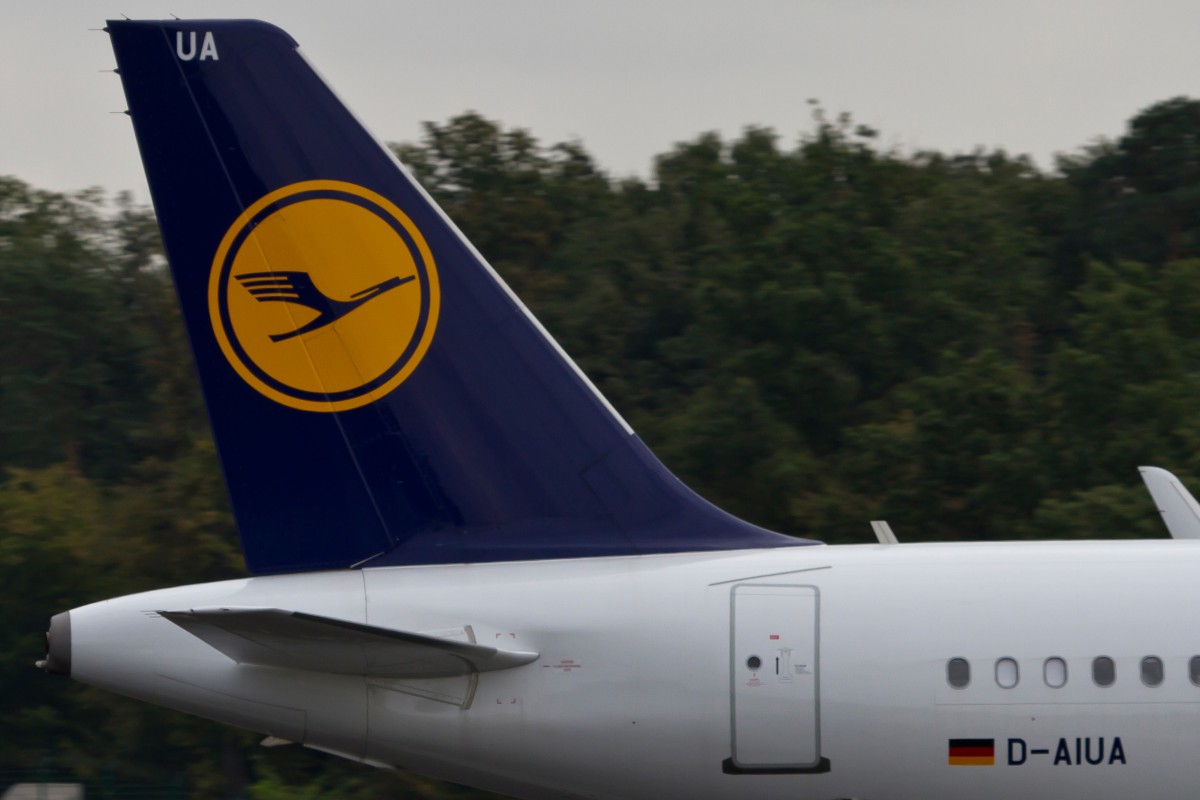 Lufthansa, D-AIUA  ohne , Airbus, A 320-200 sl (Seitenleitwerk/Tail), 15.09.2014, FRA-EDDF, Frankfurt, Germany