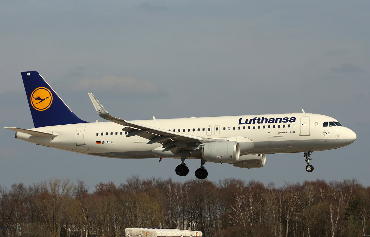 Lufthansa, D-AIUL, (c/n 6521),Airbus A 320-214 (SL), 02.04.2016, HAM-EDDH, Hamburg, Germany 