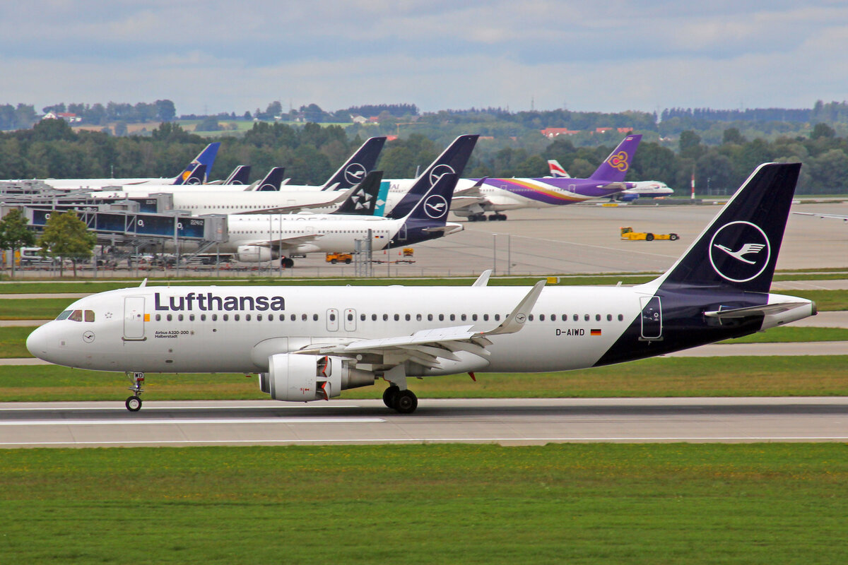 Lufthansa, D-AIWD, Airbus A320-214, msn: 8672,  Halberstadt , 11.September 2022, MUC München, Germany.