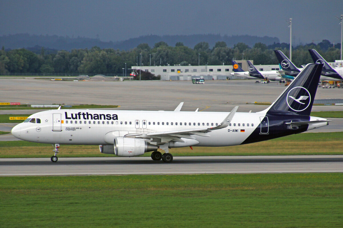 Lufthansa, D-AIWI, Airbus A320-214, 21.Mai 2017, msn: 8951,  Langenhagen , 10.September 2022, MUC München, Germany.