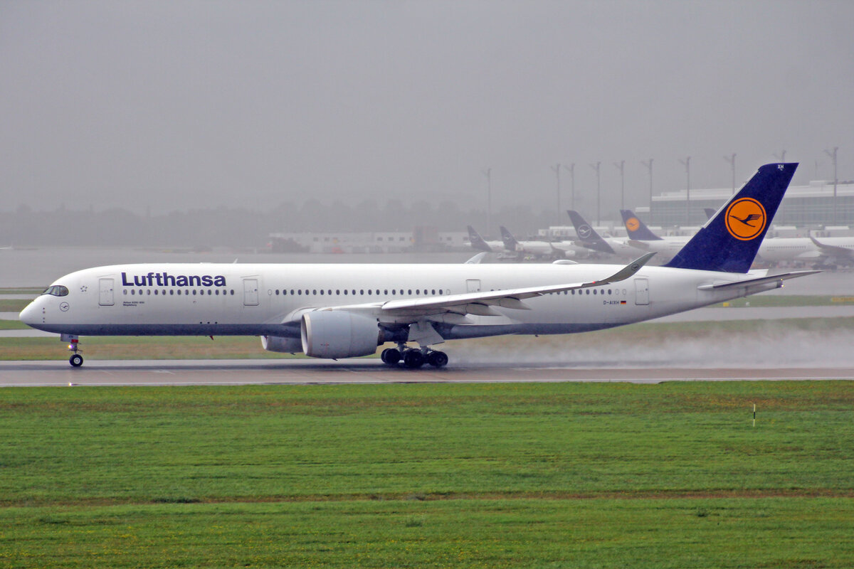 Lufthansa, D-AIXH, Airbus A350-941, msn: 184,  Magdeburg , 10.September 2022, MUC München, Germany.