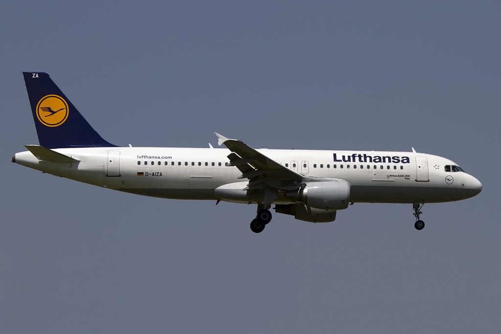 Lufthansa, D-AIZA, Airbus, A320-214, 05.07.2015, MUC, München, Germany 


