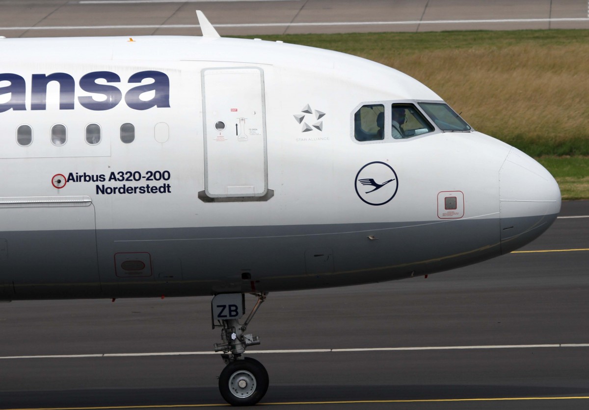 Lufthansa, D-AIZB  Norderstedt , Airbus, A 320-200 (Bug/Nose), 01.07.2013, DUS-EDDL, Dsseldorf, Germany 
