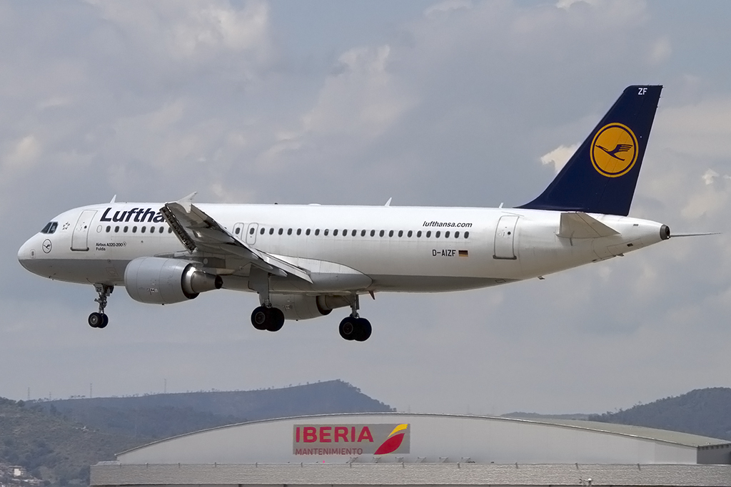 Lufthansa, D-AIZF, Airbus, A320-214, 27.05.2014, BCN, Barcelona, Spain 



