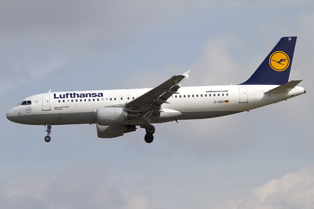 Lufthansa, D-AIZI, Airbus, A320-214, 21.06.2014, FRA, Frankfurt, Germany 



