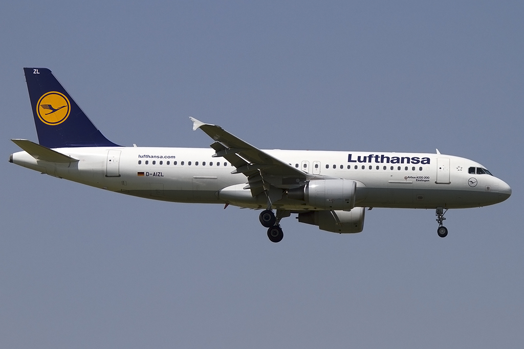 Lufthansa, D-AIZL, Airbus, A320-214, 05.07.2015, MUC, München, Germany 




