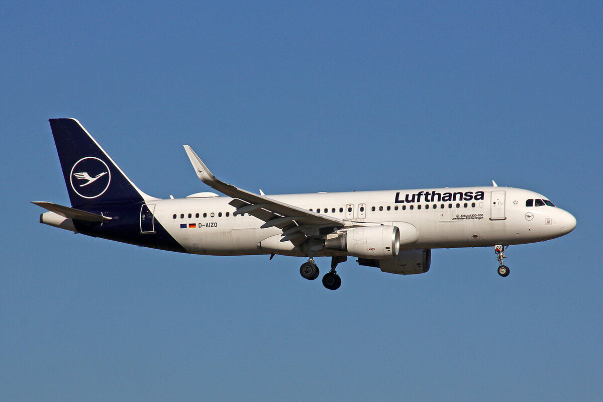 Lufthansa, D-AIZO, Airbus A320-214, msn: 5441,  Leinfelden-Echterdingen , 13.Februar 2022, ZRH Zürich, Switzerland.