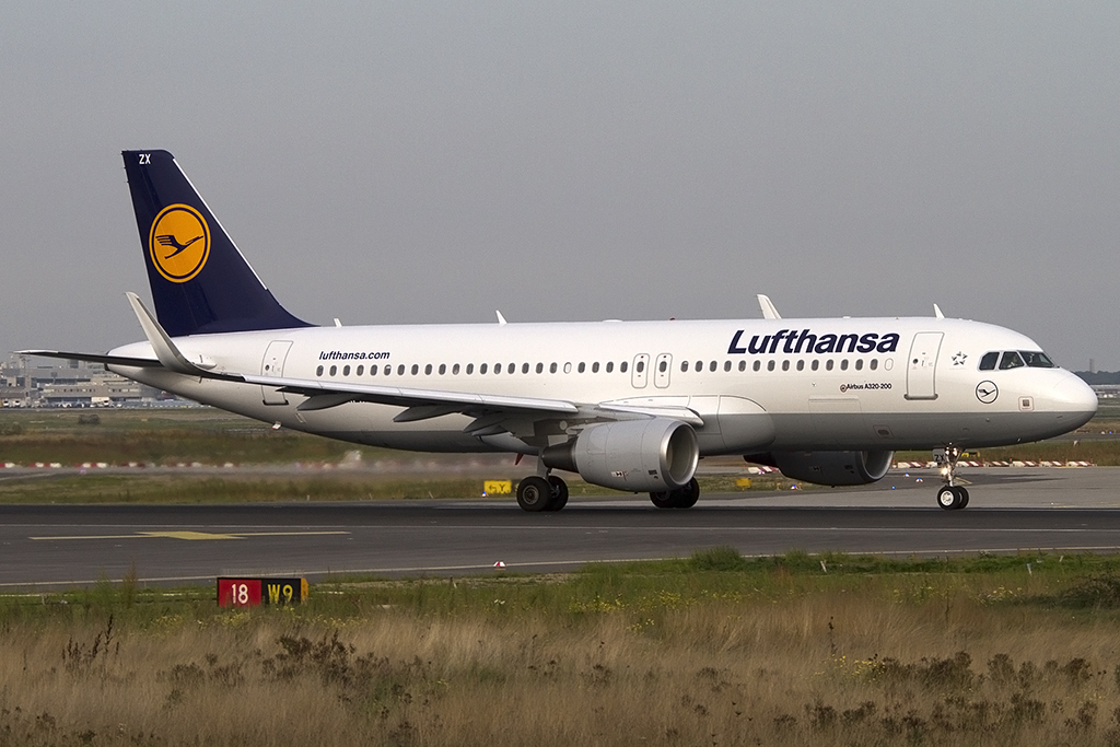 Lufthansa, D-AIZX, Airbus, A320-214, 28.09.2013, FRA, Frankfurt, Germany 




