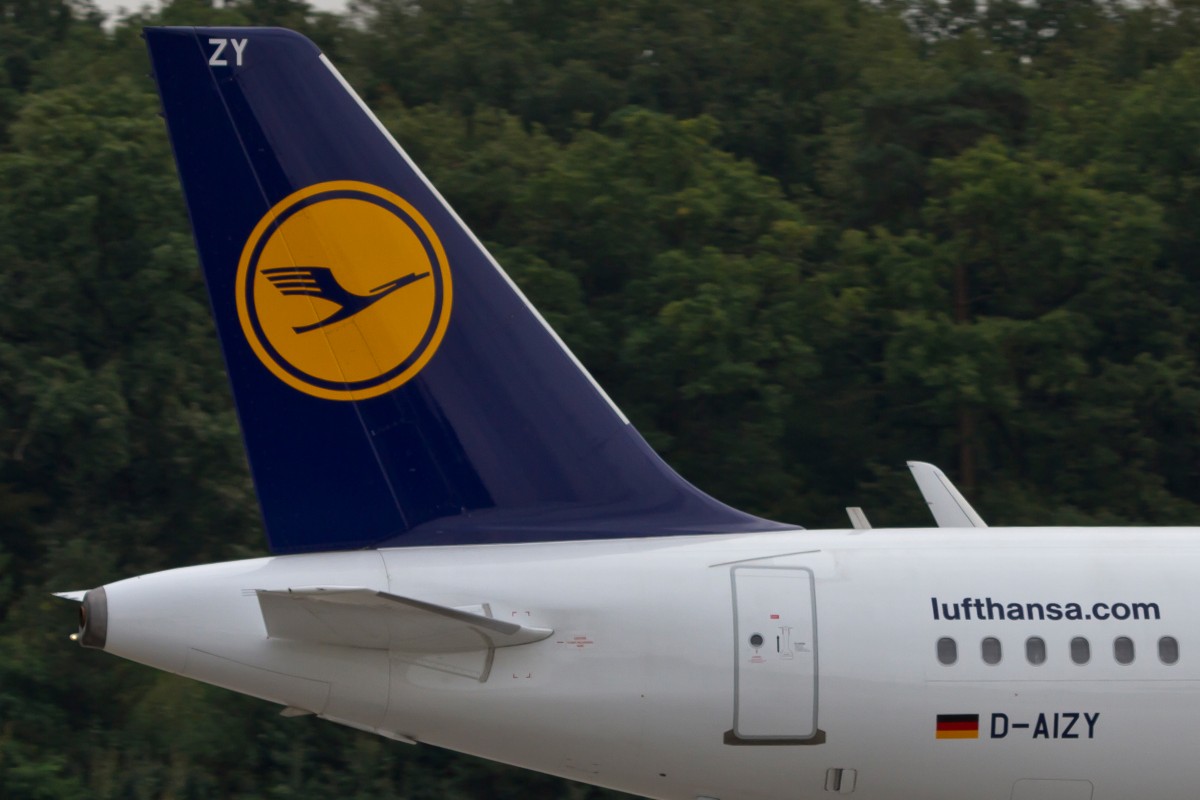 Lufthansa, D-AIZY  ohne , Airbus, A 320-200 sl (Seitenleitwerk/Tail), 15.09.2014, FRA-EDDF, Frankfurt, Germany 