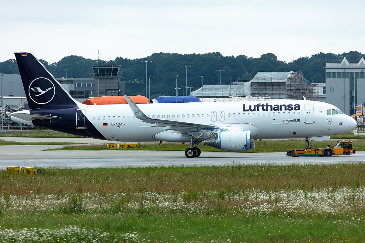 Lufthansa, D-AXAG, (later Reg.: D-AIWH),Airbus, A320-214, 12.06.2019, XFW, Hamburg-Finkenwerder, Germany





