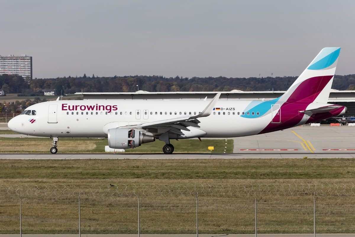 Lufthansa - Eurowings, D-AIZT, Airbus, A320-214, 24.10.2015, STR, Stuttgart, Germany 




