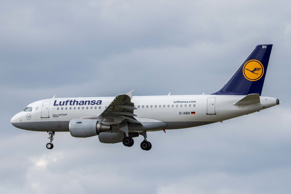 Lufthansa (LH-DLH), D-AIBH  Herborn , Airbus, A 319-112, 11.04.2017, FRA-EDDF, Frankfurt, Germany
