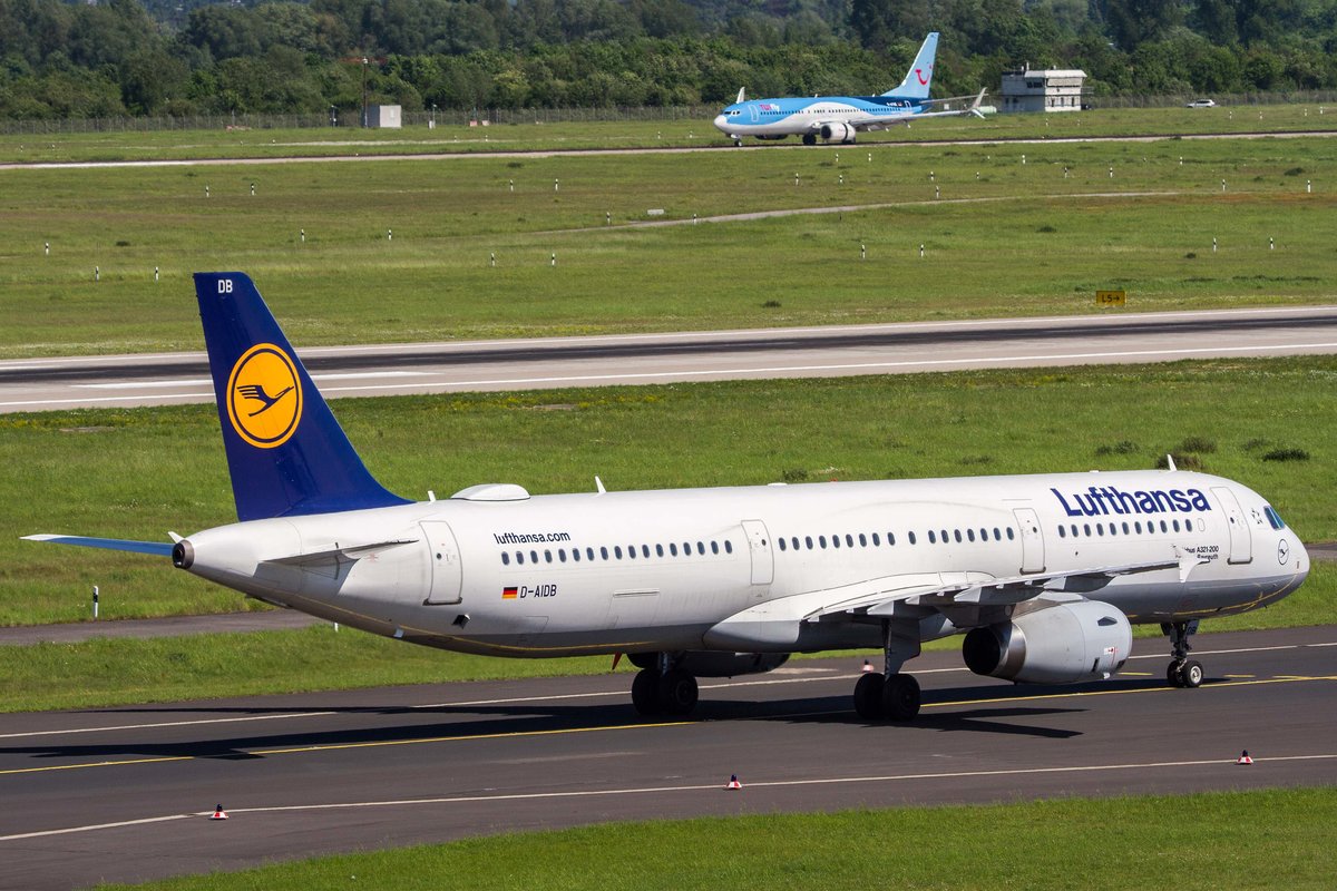 Lufthansa (LH-DLH), D-AIDB  Bayreuth , Airbus, A 321-231, 17.05.2017, DUS-EDDL, Düsseldorf, Germany