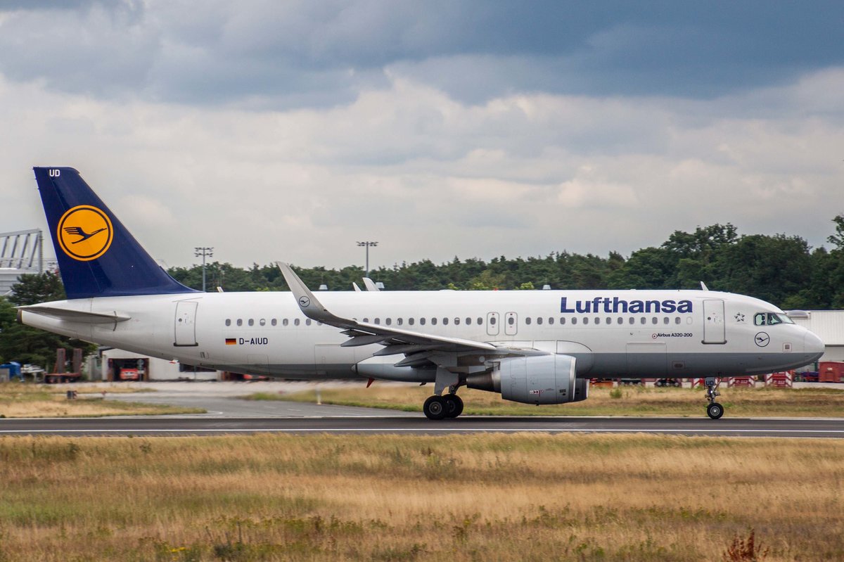Lufthansa (LH-DLH), D-AIUD, Airbus, A 320-214 sl, 10.07.2017, FRA-EDDF, Frankfurt, Germany 