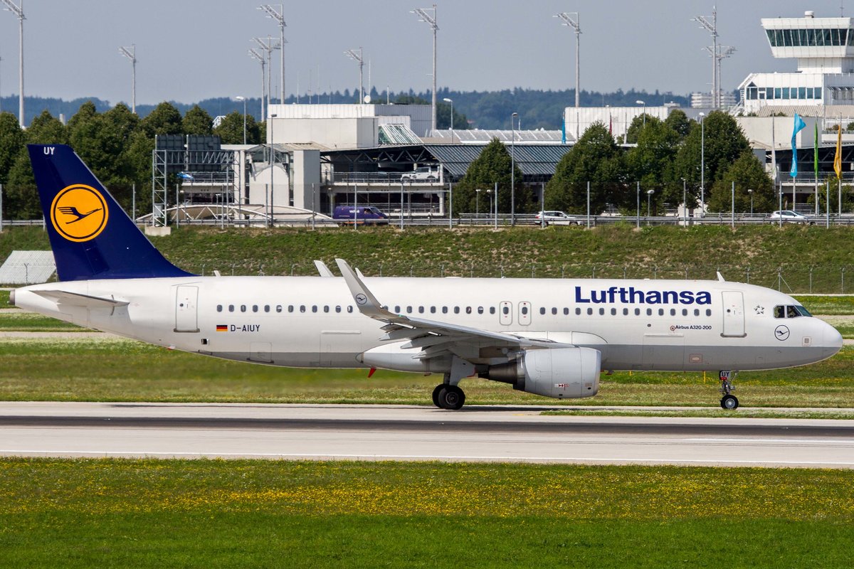 Lufthansa (LH-DLH), D-AIUY, Airbus, A 320-214 sl, 22.08.2017, MUC-EDDM, München, Germany 