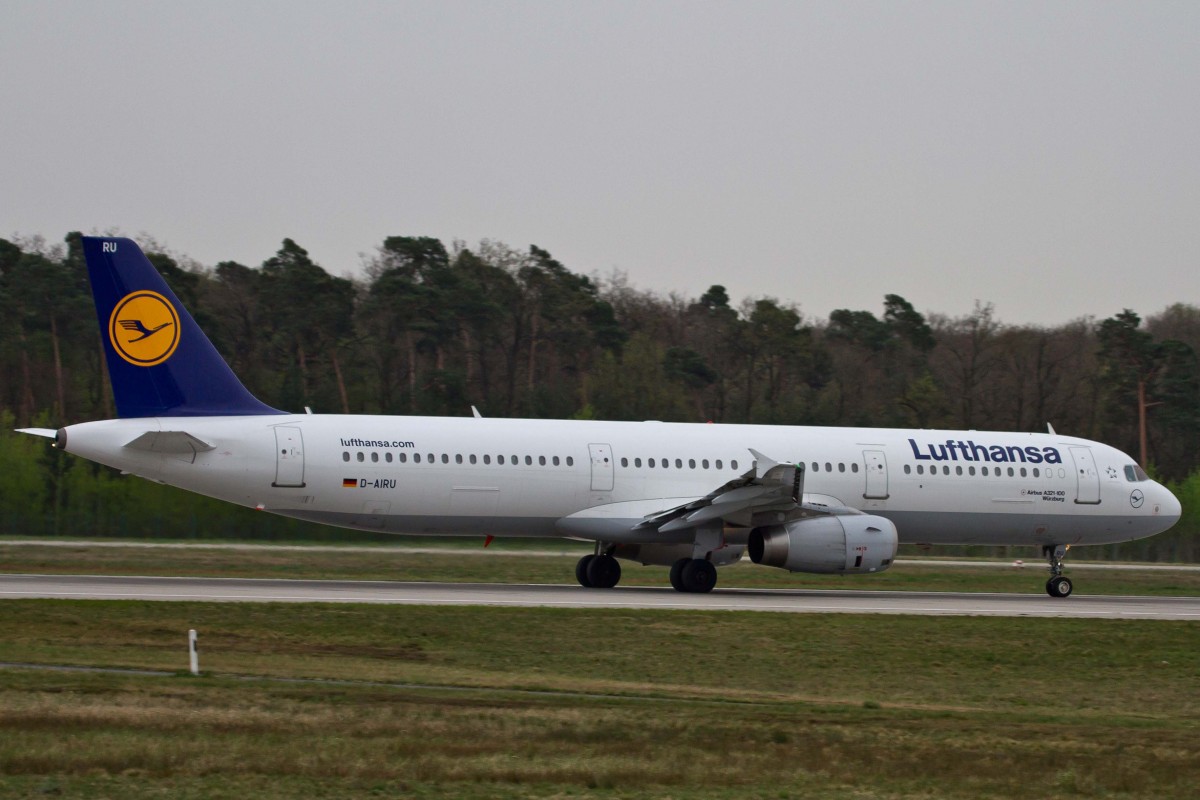 Lufthansa (LH/DLH), D-AIRU  Würzburg , Airbus, A 321-131, 17.04.2015, FRA-EDDF, Frankfurt, Germany