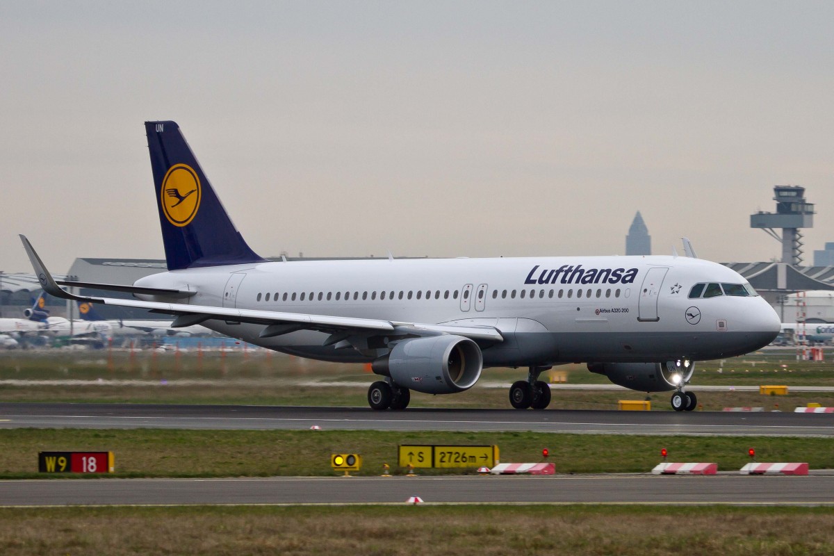 Lufthansa (LH/DLH), D-AIUN  ohne , Airbus, A 320-214 sl, 17.04.2015, FRA-EDDF, Frankfurt, Germany