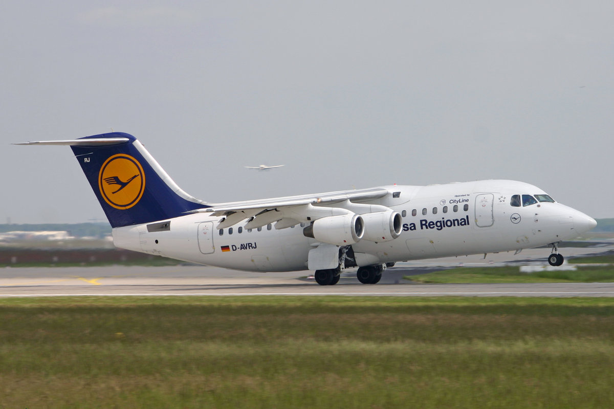 Lufthansa (Operated by Cityline), D-AVRJ, BAe Avro RJ85, msn: E2277, 19.Mai 2005, FRA Frankfurt, Germany.