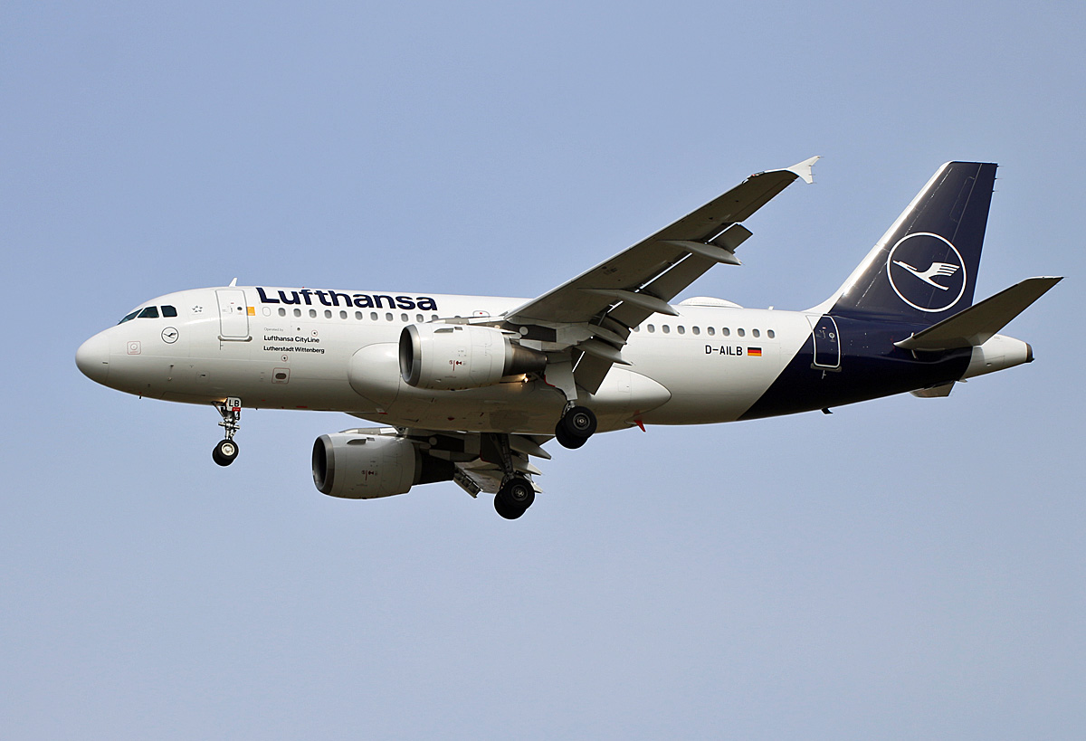 Lufthansa Reginal-CityLine, Airbus A 319-114, D-AILB  Lutherstadt-Wittenberg , BER, 28.03.2021