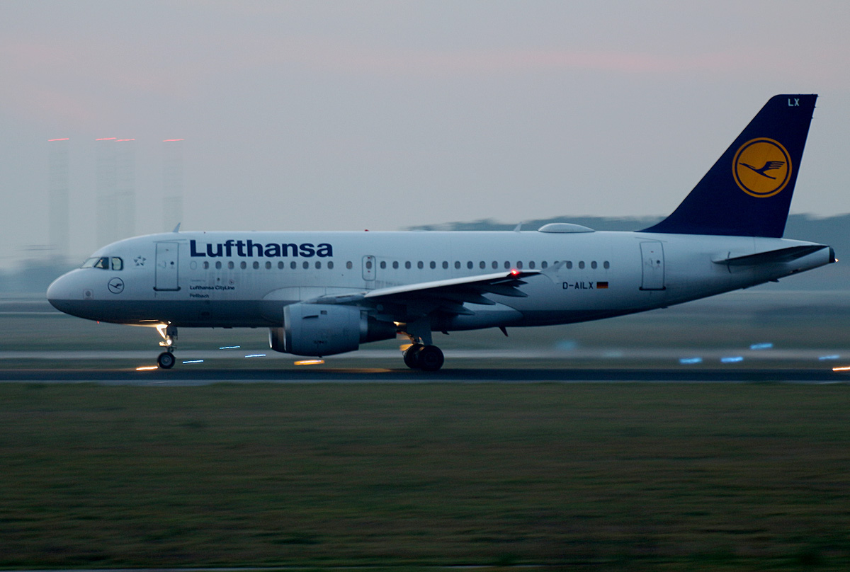 Lufthansa Regional-CityLine. Airbus A 319-114, D-AILX  Fellbach , BER, 06.12.2020