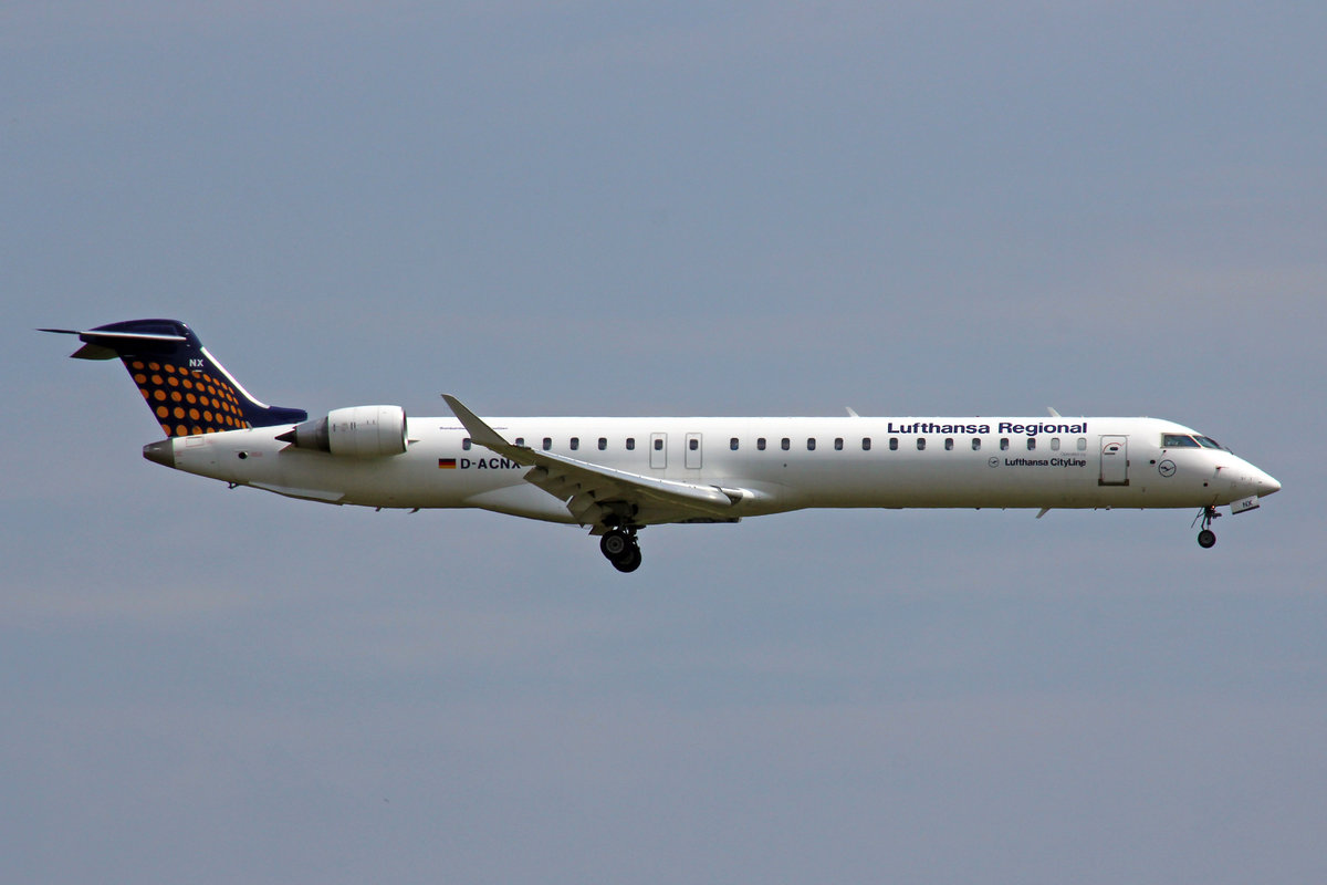 Lufthansa Regional CityLine, D-ACNX, Bombardier CRJ-900LR, msn: 15270,