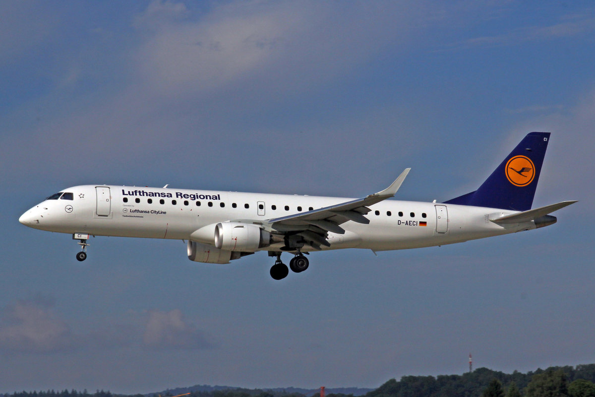 Lufthansa Regional CityLine, D-AECI, Embraer ERJ-190LR, msn: 19000381,  Tauberbischofsheim , 29.Juli 2017, ZRH Zürich, Switzerland.