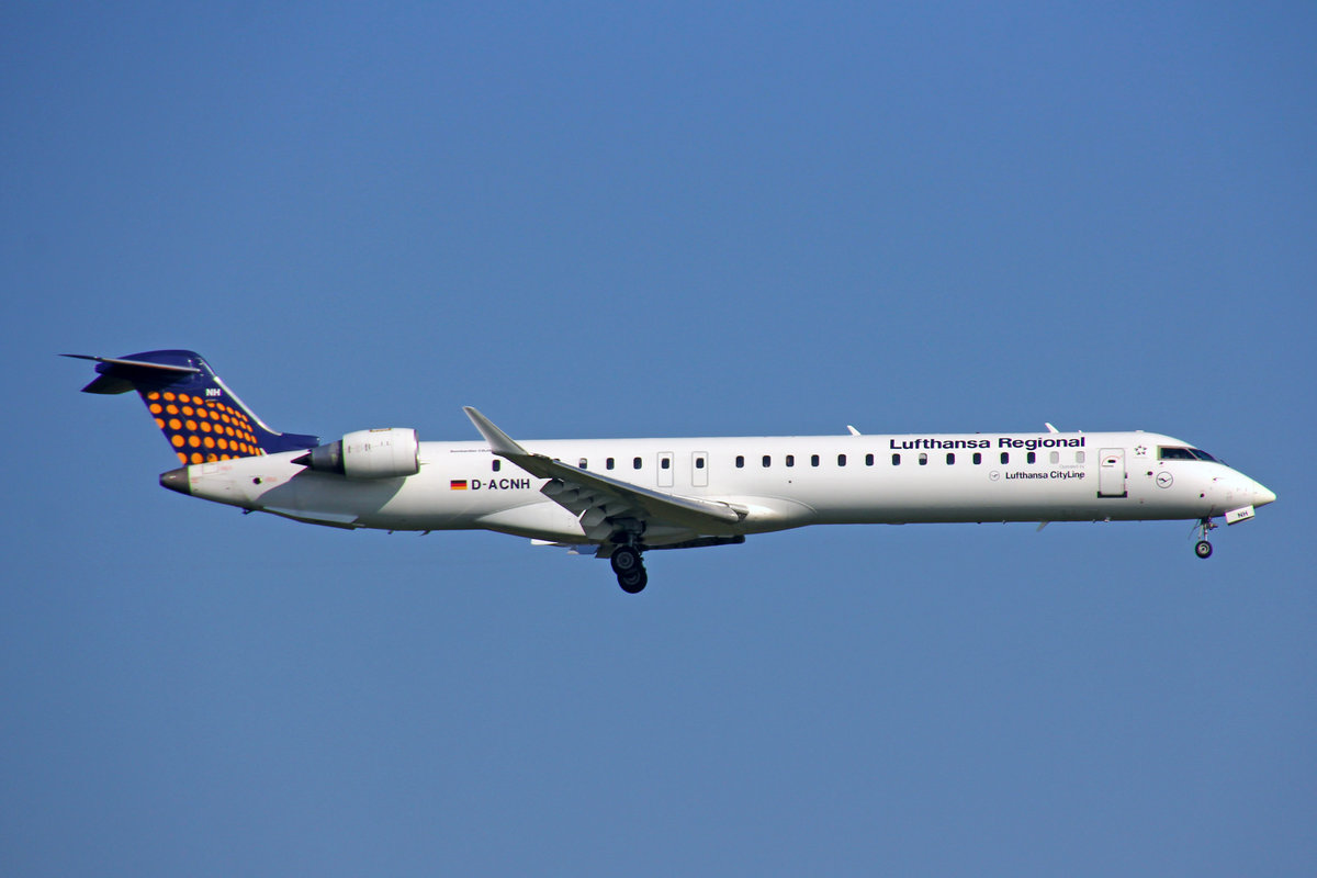 Lufthansa Regional, D-ACNH, Bombardier CRJ-900LR,  Goch , 25.September 2016, MUC München, Germany.