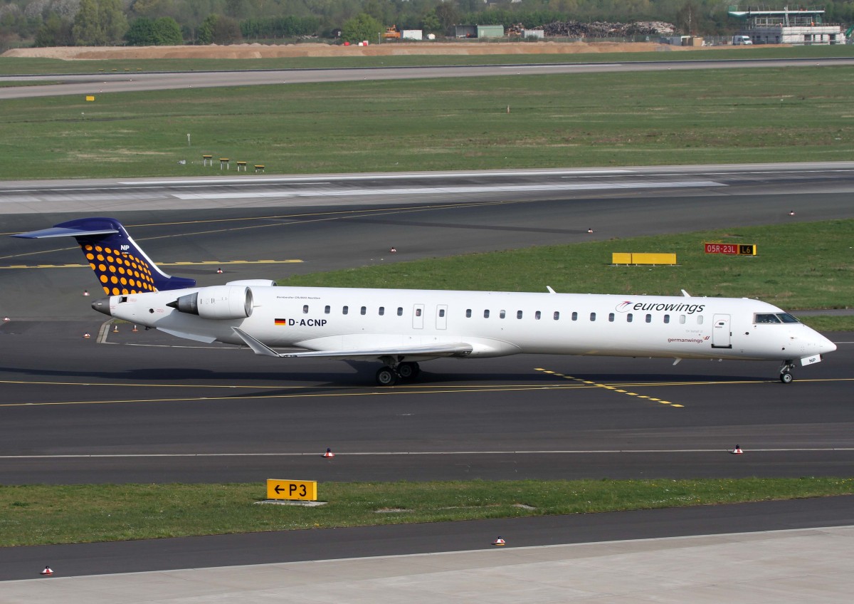 Lufthansa Regional (Eurowings), D-ACNP  ohne , Bombardier, CRJ-900 NG (m. Germanwings-Sticker), 02.04.2014, DUS-EDDL, Dsseldorf, Germany 