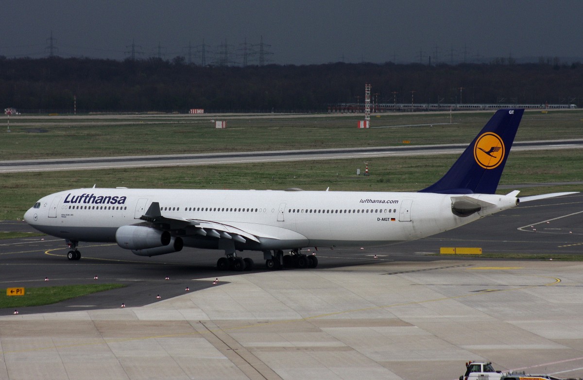 Lufthansa,D-AIGT,(c/n 304),Airbus A340-313,11.04.2015,DUS-EDDL,Düsseldorf,Germany