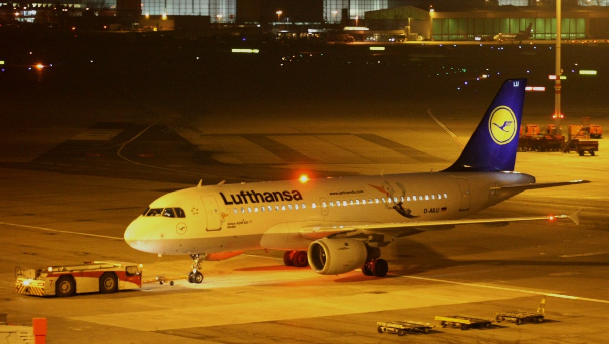 Lufthansa,D-AILU,(c/n744),Airbus A319-114,13.12.2013,HAM-EDDH,Hamburg,Germany