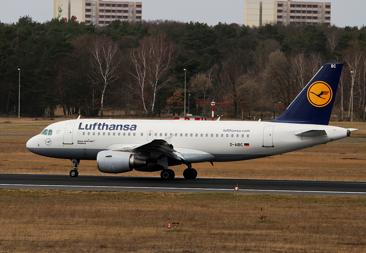 Lufthansaq, Airbus A 319-112, D-AIBC  Siegburg , TXL, 16.03.2017