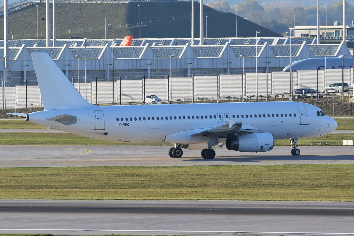 LY-VEQ Avion Express Airbus A320-232  , MUC , 14.10.2018 