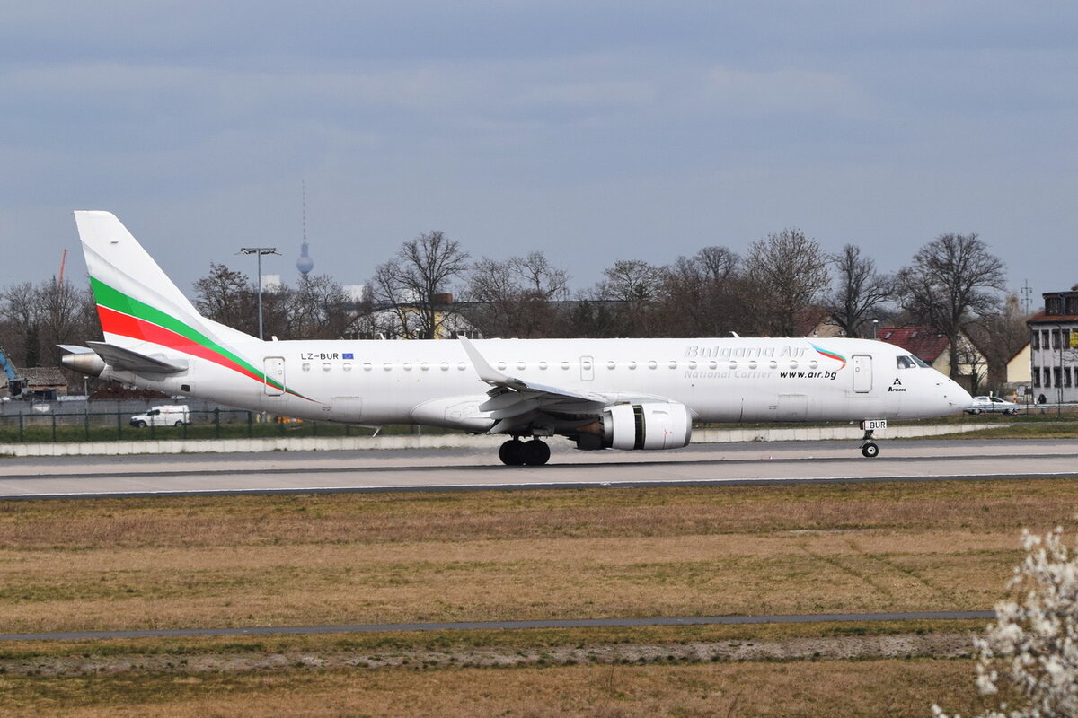 LZ-BUR , Bulgaria Air , Embraer ERJ-190AR (ERJ-190-100 IGW) , Berlin-Brandenburg  Willy Brandt  , BER , 30.03.2022 , 