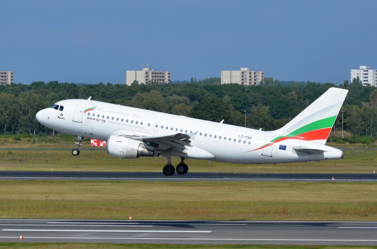 LZ-FBF Bulgaria Air Airbus A319-111   am 08.09.2014 beim Start in Tegel