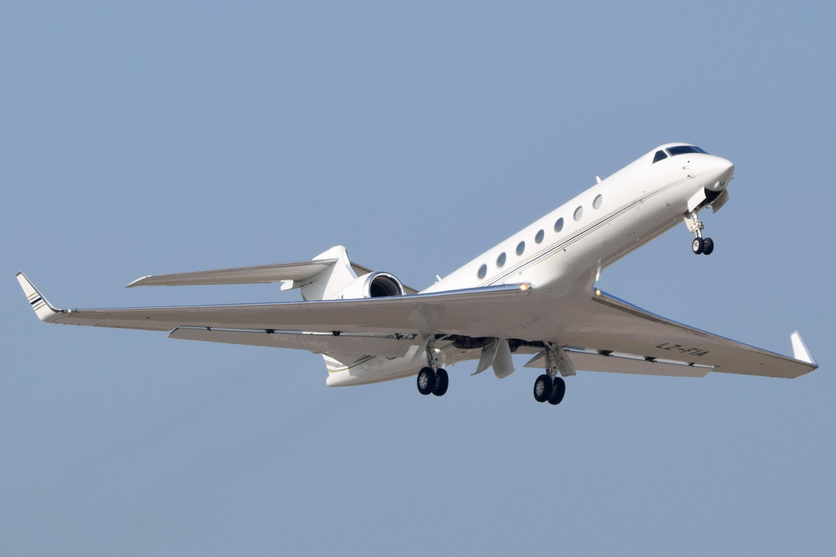 LZ-FIA Private Gulfstream Aerospace G-V-SP Gulfstream G550   , MUC , 16.10.2016