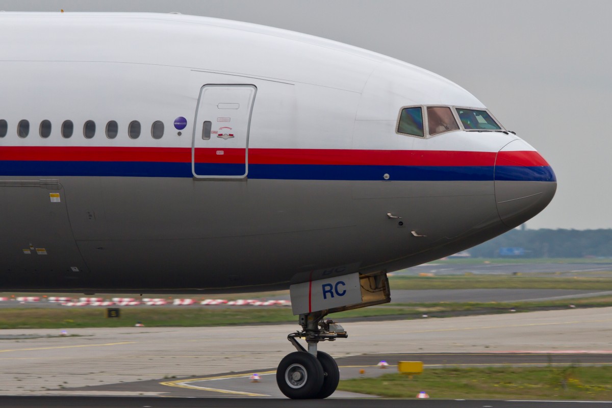 Malaysia Airlines (MH), 9M-MRC, Boeing, 777-200 ER (Bug/Nose), 15.09.2014, FRA-EDDF, Frankfurt, Germany