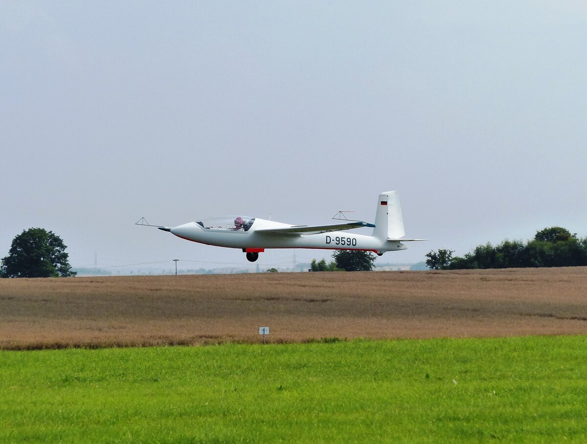 Marganski S-1 Swift, D-9590 von Wolfgang Schiek, Flugplatz Gera (EDAJ), 22.7.2021