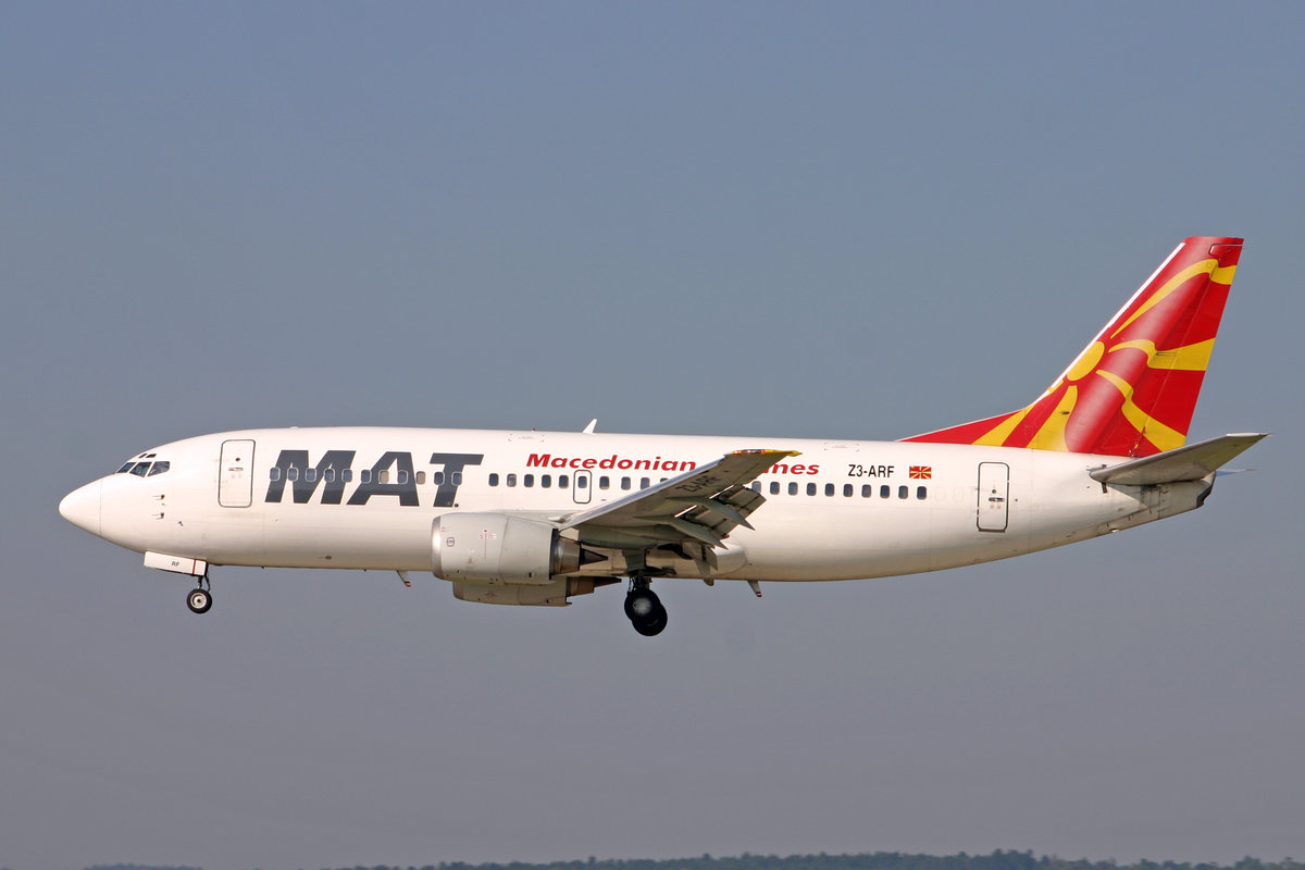 MAT Macedonian Airlines, Z3-ARF, Boeing 737-3H9, msn: 23716/1321, 02.Juni 2005, ZRH Zürich, Switzerland.