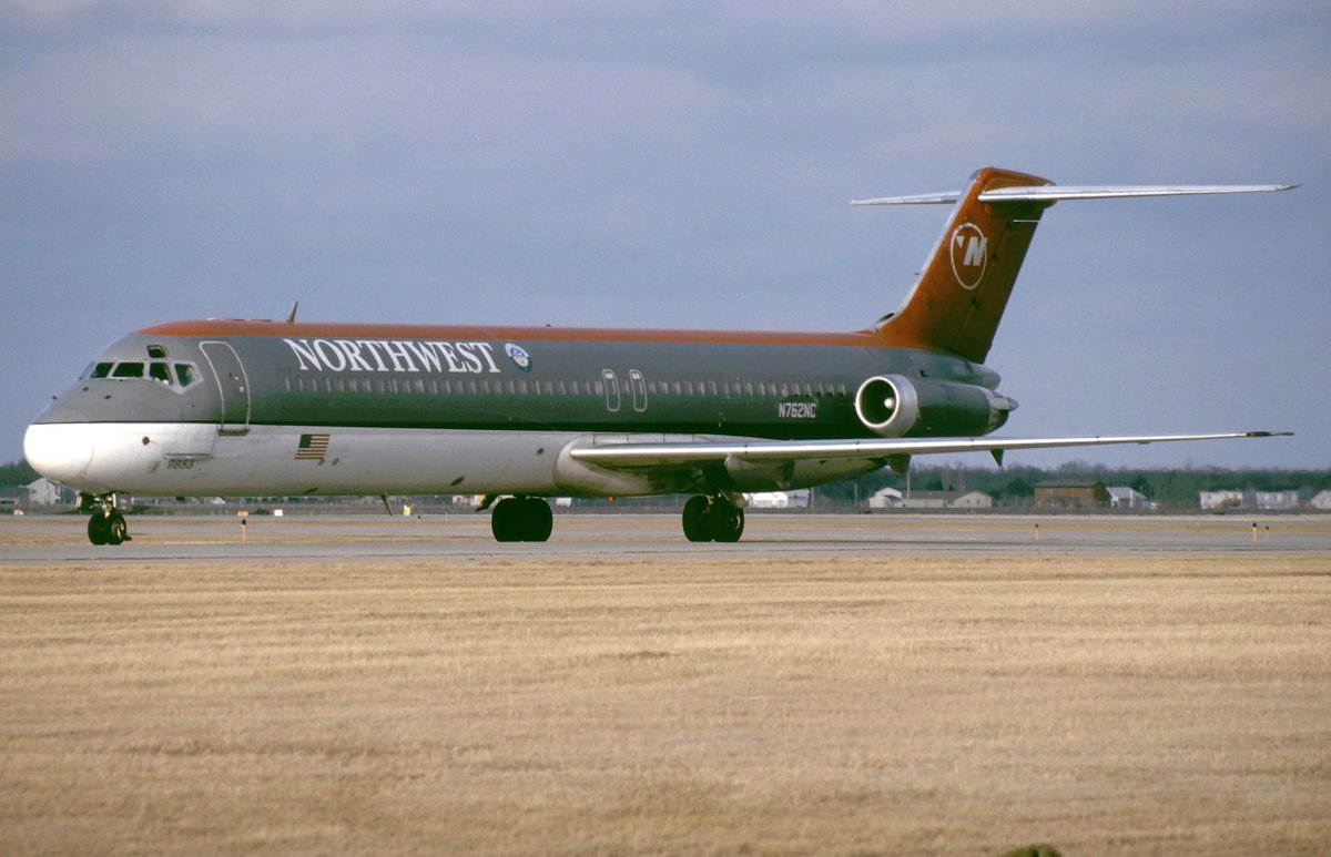 McDonnell Douglas DC-9-51 - NW NWA Northwest Airlines - 47710 - N762NC - 2003 - KBOS