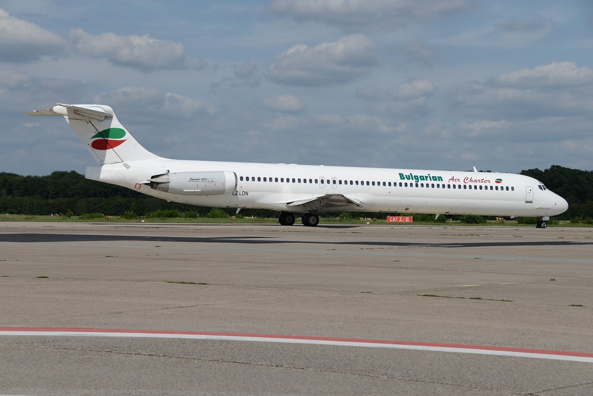 McDonnell Douglas MD-82 - 1T BUC Bulgarian Air Charter - 53216 - LZ-LDN - 22.08.2015 - EDDk