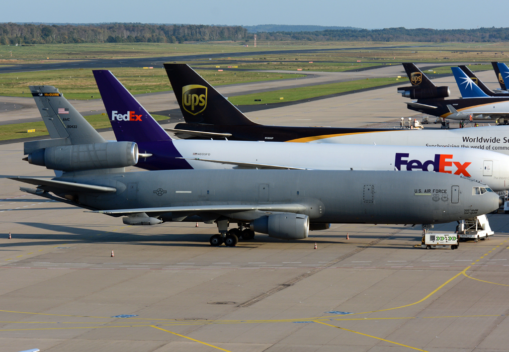 MDD KC-10A Extender (DC-10-30 CF), USAF 79-0433, in CGN 19.10.2014
