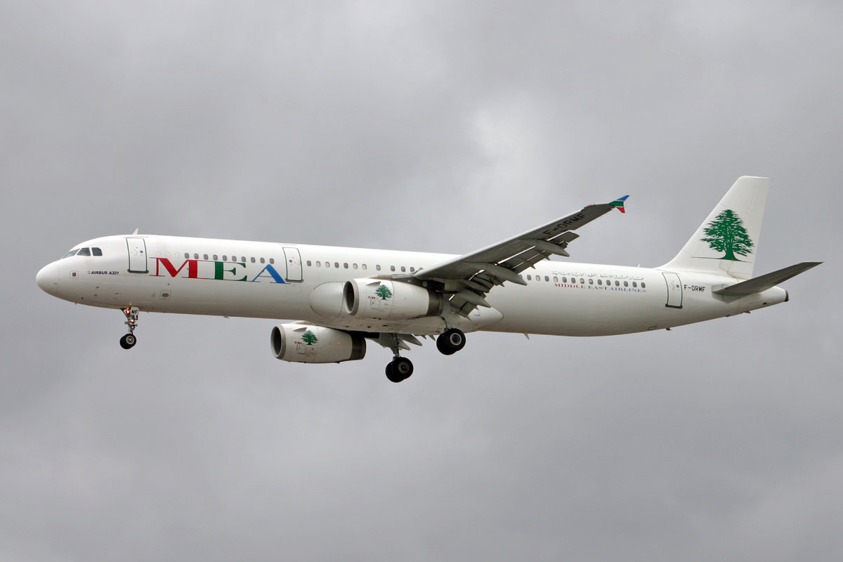 MEA Middle East Airlines, F-ORMF, Airbus A321-231, msn: 1953, 12.August 2006, LHR London Heathrow, United Kingdom.