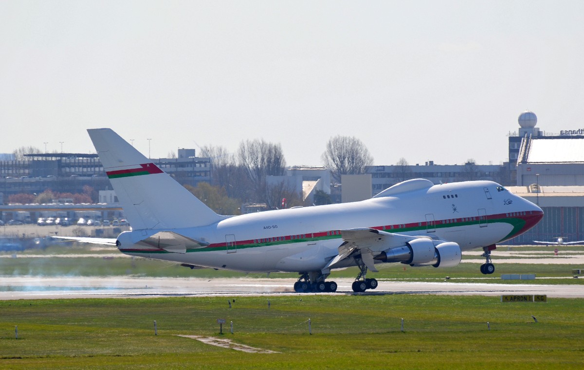 Mein Highlight des Tages am 19.04.15 beim Spotten in Hamburg Fuhlsbüttel Royal Flight of Oman Boeing 747SP A4O-SO