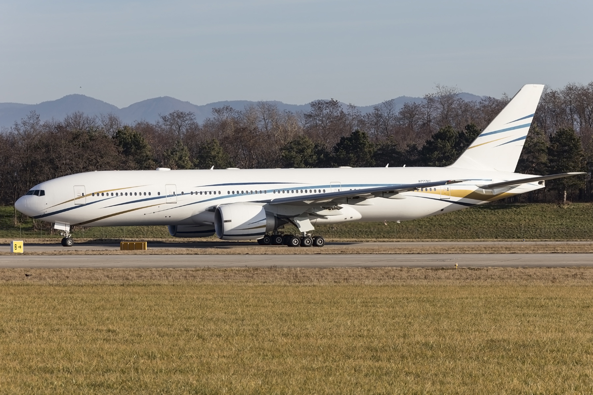 Mid East Jet, N777AS, Boeing, B777-24Q-ER, 20.12.2015, BSL, Basel, Switzerland 





